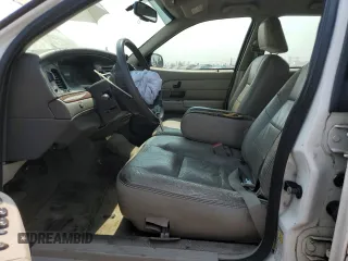 2007 Ford Crown Victoria LX с VIN 2FAFP74V47X119952, выставлен на аукционе Copart как лот 71025704 с пробегом 220 034 миль миль и Списание • Salvage title. История ставок и продаж доступна на DreamBid. Изображение 7.