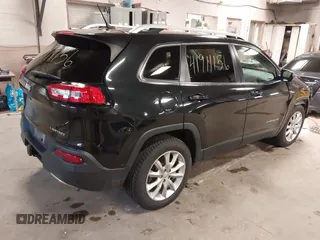 2014 Jeep Cherokee Limited with VIN 1C4PJMDS2EW202518, listed as a IAAI auction lot 41911156 with 119,533 mi miles. Bid and sale history available at carsss.com. Image 4.