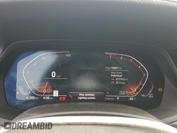 2019 BMW X5 xDrive40i with VIN 5UXCR6C57KLL11051, listed as a Copart auction lot 60268695 with 169,671 mi miles and Salvage title. Bid and sale history available at DreamBid. Image 9.