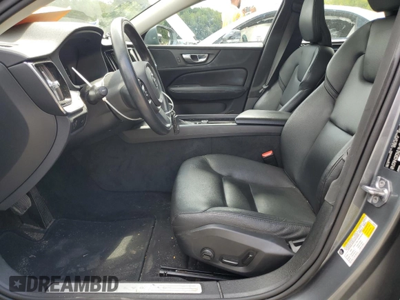 2019 Volvo S60 Momentum with VIN 7JR102FK8KG012918, listed as a Copart auction lot 67651554 with 44,784 mi miles and Salvage Title. Bid and sale history available at carsss.com. Image 7.