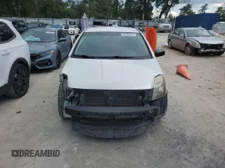 2010 Nissan Sentra S with VIN 3N1AB6AP3AL712376, listed as a Copart auction lot 61208285 with 196,524 mi miles and Salvage title. Bid and sale history available at DreamBid. Image 5.