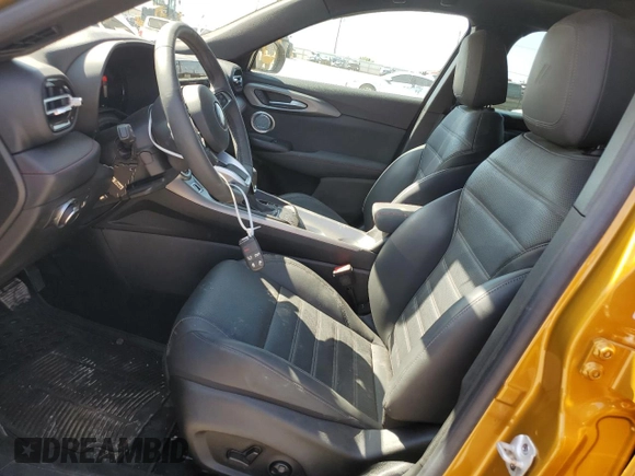 2024 Dodge Hornet GT Plus с VIN ZACNDFBN3R3A11207, выставлен на аукционе Copart как лот 64510014 с пробегом 8 699 миль миль и Списание • Salvage title. История ставок и продаж доступна на DreamBid. Изображение 7.