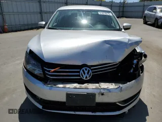 2013 Volkswagen Passat S with VIN 1VWAP7A38DC001836, listed as a Copart auction lot 61879375 with 82,841 mi miles and Salvage title. Bid and sale history available at DreamBid. Image 5.