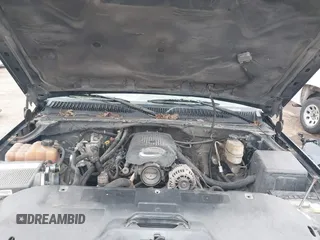 2002 Chevrolet Silverado 1500HD LS z VIN 1GCGC13U82F239161, wystawiony jako IAAI lot #41268788 z przebiegiem Nie podano mil oraz . Historia ofert i sprzedaży dostępna na DreamBid. Obrazek 10.