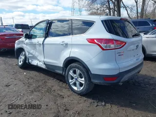 2015 Ford Escape SE with VIN 1FMCU9GX5FUB15747, listed as a IAAI auction lot 41741531 with 95,027 mi miles. Bid and sale history available at carsss.com. Image 3.
