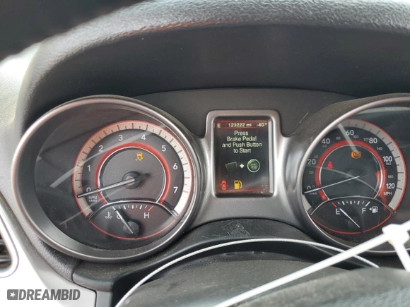 2019 Dodge Journey Crossroad with VIN 3C4PDCGG4KT763457, listed as a Copart auction lot 48412005 with 123,222 mi miles and Clean Title. Bid and sale history available at carsss.com. Image 9.