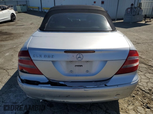 2005 Mercedes-Benz CLK 320 with VIN WDBTK65J55F140026, listed as a Copart auction lot 61972045 with 152,200 mi miles and Salvage title. Bid and sale history available at DreamBid. Image 6.
