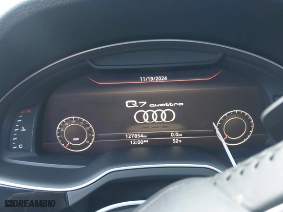 2017 Audi Q7 Premium Plus with VIN WA1LAAF78HD004770, listed as a IAAI auction lot 41251276 with 127,854 mi miles. Bid and sale history available at carsss.com. Image 7.