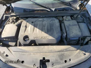 2018 Chevrolet Impala LT z VIN 2G1105S35J9115931, wystawiony jako Copart lot #53836225 z przebiegiem 117 134 mil mil oraz Szkoda całkowita • Salvage title. Historia ofert i sprzedaży dostępna na DreamBid. Obrazek 11.