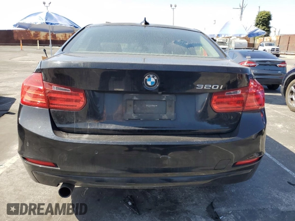 2014 BMW 3 Series 320i with VIN WBA3B1C56EP678722, listed as a Copart auction lot 61504625 with 158,903 mi miles and Clean title. Bid and sale history available at DreamBid. Image 6.