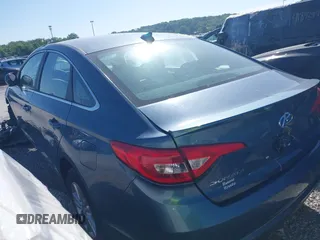 2016 Hyundai Sonata SE z VIN 5NPE24AF1GH268000, wystawiony jako IAAI lot #41757358 z przebiegiem Nie podano mil oraz . Historia ofert i sprzedaży dostępna na DreamBid. Obrazek 3.