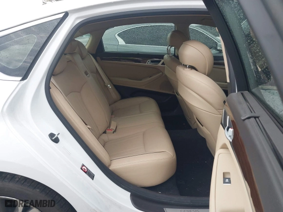 2016 Hyundai Genesis 3.8L with VIN KMHGN4JE7GU115307, listed as a IAAI auction lot 41457690 with 55,515 mi miles. Bid and sale history available at carsss.com. Image 8.