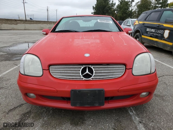 2004 Mercedes-Benz SLK-Class with VIN WDBKK49F94F307511, listed as a Copart auction lot 48995065 with 173,146 mi miles and Clean Title. Bid and sale history available at carsss.com. Image 5.