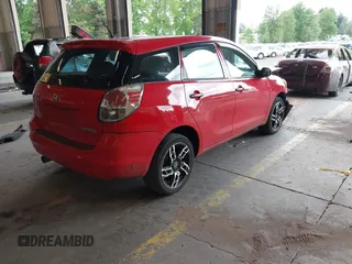2007 Toyota Matrix STD z VIN 2T1KR32E07C648737, wystawiony jako IAAI lot #42249918 z przebiegiem 123 738 mil mil oraz . Historia ofert i sprzedaży dostępna na DreamBid. Obrazek 4.