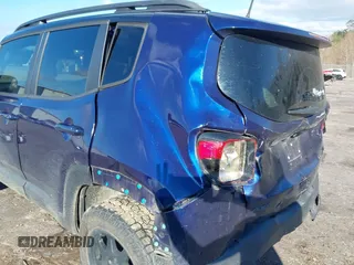 2018 Jeep Renegade Trailhawk with VIN ZACCJBCB8JPH88816, listed as a IAAI auction lot 41649502 with 94,282 mi miles. Bid and sale history available at carsss.com. Image 18.