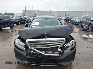 2016 Mercedes-Benz C 300 z VIN 55SWF4JB9GU108417, wystawiony jako IAAI lot #42091964 z przebiegiem 110 577 mil mil oraz . Historia ofert i sprzedaży dostępna na DreamBid. Obrazek 12.