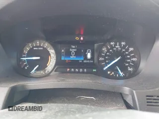 2018 Ford Explorer XLT с VIN 1FM5K7D80JGC81729, выставлен на аукционе IAAI как лот 42372561 с пробегом 68 348 миль миль и . История ставок и продаж доступна на DreamBid. Изображение 7.