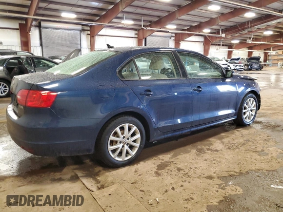 2012 Volkswagen Jetta SE z VIN 3VWDX7AJ1CM071753, wystawiony jako Copart lot #44001405 z przebiegiem 148 102 mil mil oraz Czysty tytuł • Clean title. Historia ofert i sprzedaży dostępna na DreamBid. Obrazek 3.