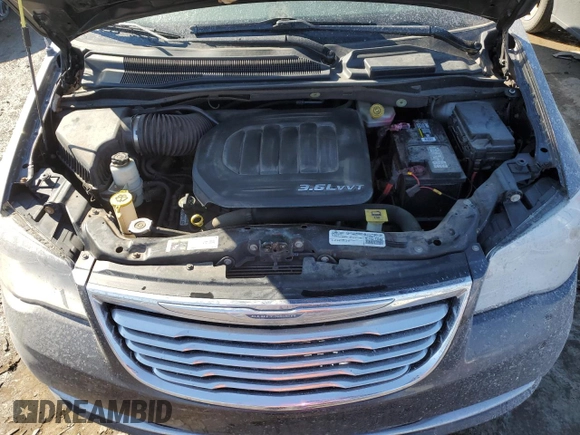 2015 Chrysler Town & Country Touring with VIN 2C4RC1BG6FR596454, listed as a Copart auction lot 45336685 with 114,070 mi miles and Salvage Title. Bid and sale history available at DreamBid. Image 12.