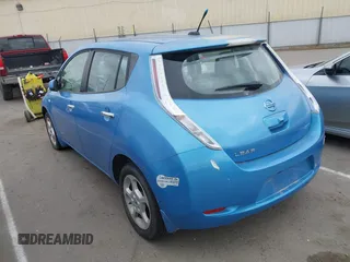 2012 Nissan LEAF SL with VIN JN1AZ0CP0CT024663, listed as a IAAI auction lot 42136940 with 39,101 mi miles. Bid and sale history available at carsss.com. Image 3.