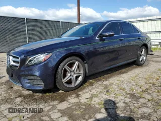 2017 Mercedes-Benz E 300 Luxury z VIN WDDZF4KBXHA052615, wystawiony jako Copart lot #67458764 z przebiegiem 48 109 mil mil oraz Szkoda całkowita • Salvage title. Historia ofert i sprzedaży dostępna na DreamBid. Obrazek 1.