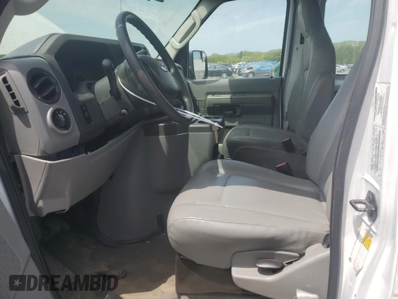 2014 Ford Econoline Cargo Commercial with VIN 1FTNE2EW5EDA27274, listed as a Copart auction lot 56156435 with 99,072 mi miles and Clean title. Bid and sale history available at DreamBid. Image 7.