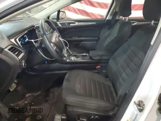 2020 Ford Fusion Hybrid SE with VIN 3FA6P0LU6LR266685, listed as a Copart auction lot 70333742 with 20,048 mi miles. Bid and sale history available at carsss.com. Image 7.