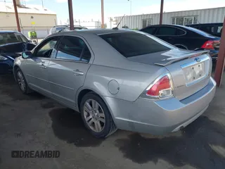 2008 Ford Fusion SEL with VIN 3FAHP08108R247080, listed as a IAAI auction lot 42015038 with 202,843 mi miles. Bid and sale history available at carsss.com. Image 3.