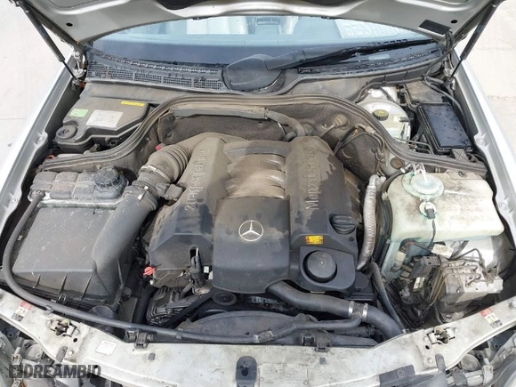 1998 Mercedes-Benz CLK-Class with VIN WDBLJ65G7WF030460, listed as a IAAI auction lot 41633288 with 327,848 mi miles. Bid and sale history available at carsss.com. Image 10.