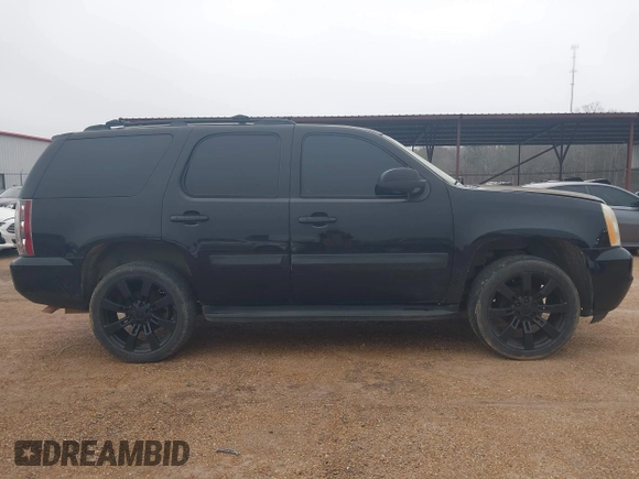 2009 GMC Yukon SLT w/4SB with VIN 1GKFC33089R158646, listed as a IAAI auction lot 41322497 with 279,966 mi miles. Bid and sale history available at carsss.com. Image 13.