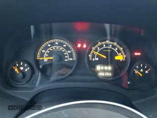 2016 Jeep Compass Sport SE z VIN 1C4NJCBA5GD806218, wystawiony jako Copart lot #78605624 z przebiegiem 135 171 mil mil oraz Szkoda całkowita • Salvage title. Historia ofert i sprzedaży dostępna na DreamBid. Obrazek 9.