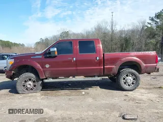 2015 Ford F-250 Lariat z VIN 1FT7W2BT5FEA79838, wystawiony jako IAAI lot #41655574 z przebiegiem 228 737 mil mil oraz . Historia ofert i sprzedaży dostępna na DreamBid. Obrazek 14.