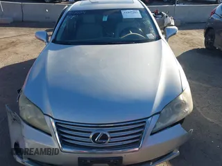 2011 Lexus ES with VIN JTHBK1EG2B2442931, listed as a IAAI auction lot 41337263 with 184,942 mi miles. Bid and sale history available at carsss.com. Image 12.