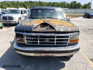 1992 Ford Bronco Custom with VIN 1FMEU15HXNLA27805, listed as a Copart auction lot 59922174 with 0 mi miles and Salvage Title. Bid and sale history available at carsss.com. Image 5.