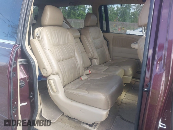 2010 Honda Odyssey EX-L with VIN 5FNRL3H66AB112541, listed as a IAAI auction lot 42137347 with 139,587 mi miles. Bid and sale history available at carsss.com. Image 8.