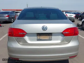 2013 Volkswagen Jetta Sedan S with VIN 3VW2K7AJ0DM223948, listed as a IAAI auction lot 41902541 with 191,001 mi miles. Bid and sale history available at carsss.com. Image 16.