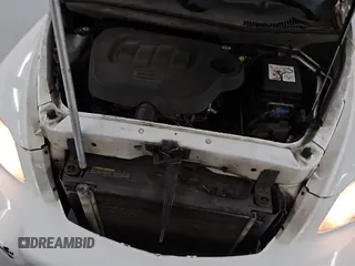 2011 Chevrolet HHR LS z VIN 3GCAAAFW0BS580123, wystawiony jako Copart lot #69801715 z przebiegiem Nie podano mil oraz Czysty tytuł • Clean title. Historia ofert i sprzedaży dostępna na DreamBid. Obrazek 15.