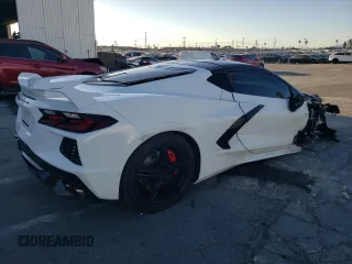 2021 Chevrolet Corvette 2LT with VIN 1G1YB2D42M5114024, listed as a Copart auction lot 81778014 with 17,988 mi miles and Salvage Title. Bid and sale history available at carsss.com. Image 3.