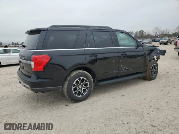 2024 Ford Expedition XLT with VIN 1FMJU1H84REA66331, listed as a Copart auction lot 44598615 with 0 mi miles and Salvage Title. Bid and sale history available at carsss.com. Image 3.