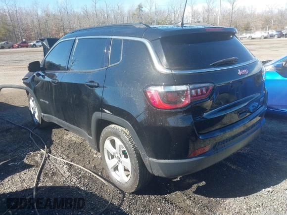 2021 Jeep Compass Altitude with VIN 3C4NJCBB0MT542758, listed as a IAAI auction lot 41624765 with Not Provided miles. Bid and sale history available at carsss.com. Image 3.