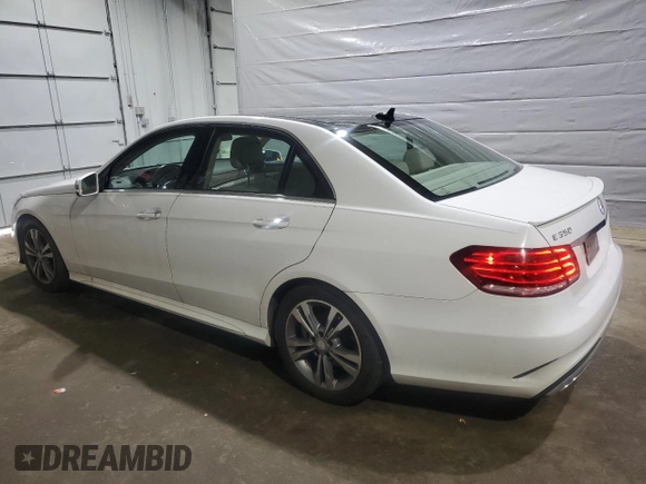 2014 Mercedes-Benz E 350 Luxury with VIN WDDHF8JB8EA937251, listed as a Copart auction lot 49944255 with 254,920 mi miles and Salvage Title. Bid and sale history available at DreamBid. Image 2.