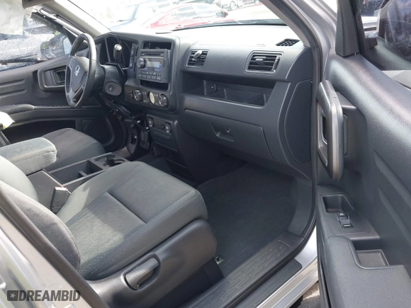2013 Honda Ridgeline Sport with VIN 5FPYK1F70DB015247, listed as a IAAI auction lot 41693038 with 81,386 mi miles. Bid and sale history available at carsss.com. Image 5.