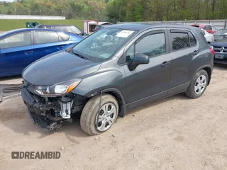2019 Chevrolet Trax LS with VIN 3GNCJKSB4KL178849, listed as a IAAI auction lot 42006284 with 31,205 mi miles. Bid and sale history available at carsss.com. Image 17.