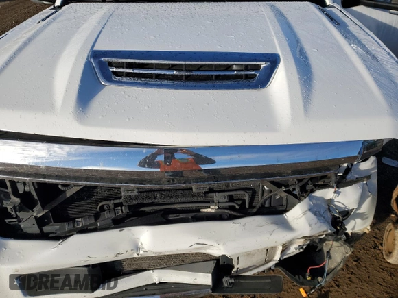 2019 Chevrolet Silverado 3500HD High Country with VIN 1GC4KYEY9KF162363, listed as a Copart auction lot 80116564 with 262,454 mi miles and Non Repairable. Bid and sale history available at carsss.com. Image 12.