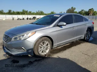 2016 Hyundai Sonata SE z VIN 5NPE24AF3GH302275, wystawiony jako Copart lot #57082865 z przebiegiem 132 229 mil mil oraz Czysty tytuł • Clean title. Historia ofert i sprzedaży dostępna na DreamBid. Obrazek 1.