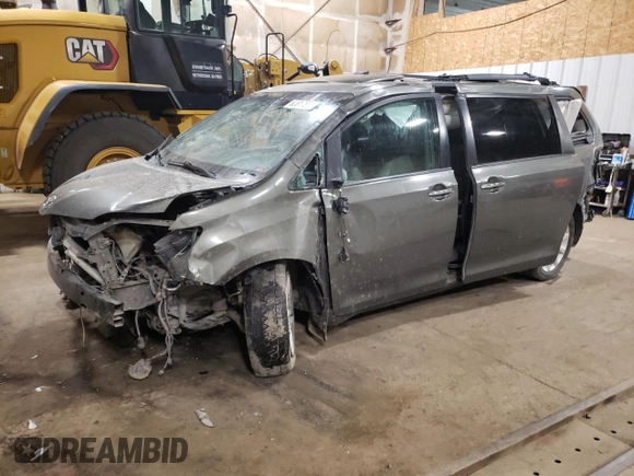 2012 Toyota Sienna XLE с VIN 5TDDK3DC3CS040365, выставлен на аукционе Copart как лот 63818815 с пробегом Не указан миль и Списание • Salvage title. История ставок и продаж доступна на DreamBid. Изображение 1.