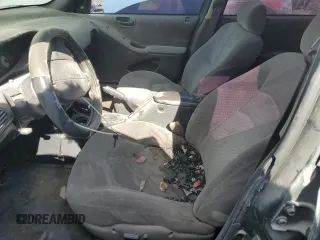 2000 Dodge Stratus z VIN 1B3EJ46X1YN191944, wystawiony jako Copart lot #69136914 z przebiegiem Nie podano mil oraz Szkody całkowita. Historia ofert i sprzedaży dostępna na DreamBid. Obrazek 7.