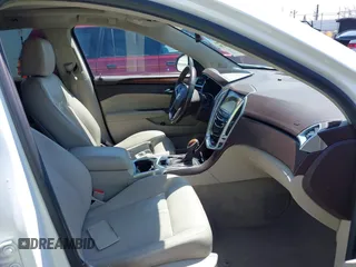 2014 Cadillac SRX Luxury Collection with VIN 3GYFNBE31ES579925, listed as a IAAI auction lot 42180870 with 177,678 mi miles. Bid and sale history available at carsss.com. Image 5.