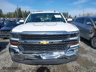 2018 Chevrolet Silverado 1500 LT with VIN 1GCVKREC6JZ266420, listed as a IAAI auction lot 41660687 with 86,656 mi miles. Bid and sale history available at carsss.com. Image 12.