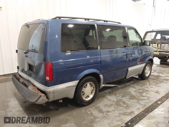1997 Chevrolet Astro with VIN 1GNEL19W7VB159983, listed as a IAAI auction lot 41361140 with 227,087 mi miles. Bid and sale history available at carsss.com. Image 4.